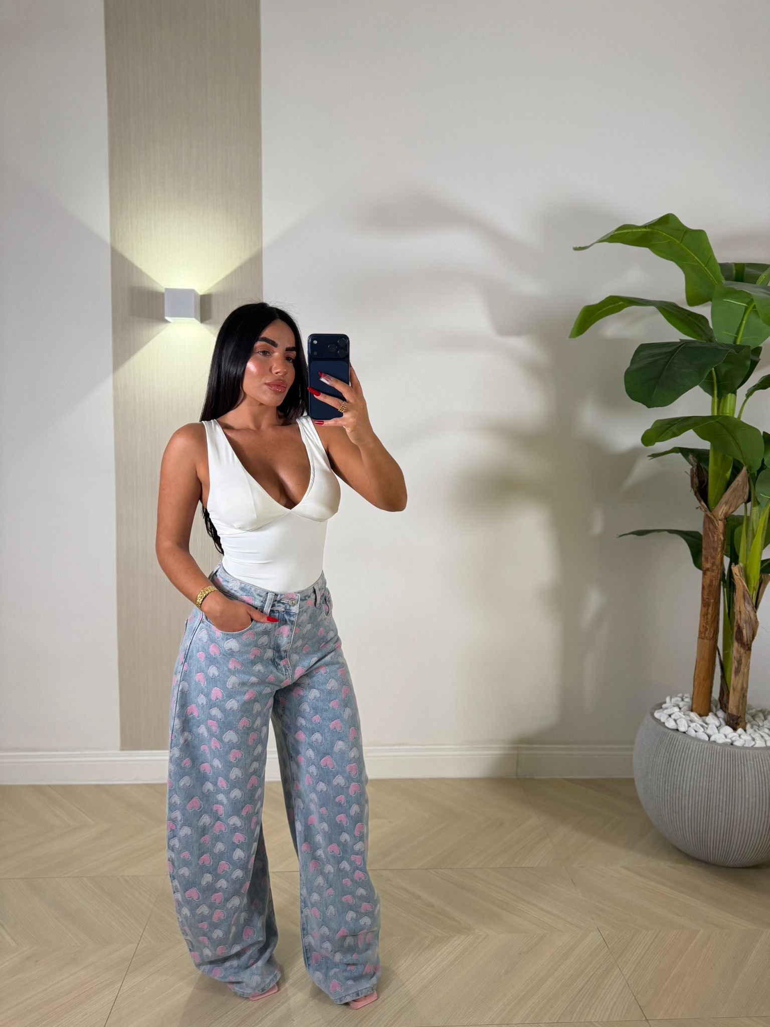 Body Ashlyn
