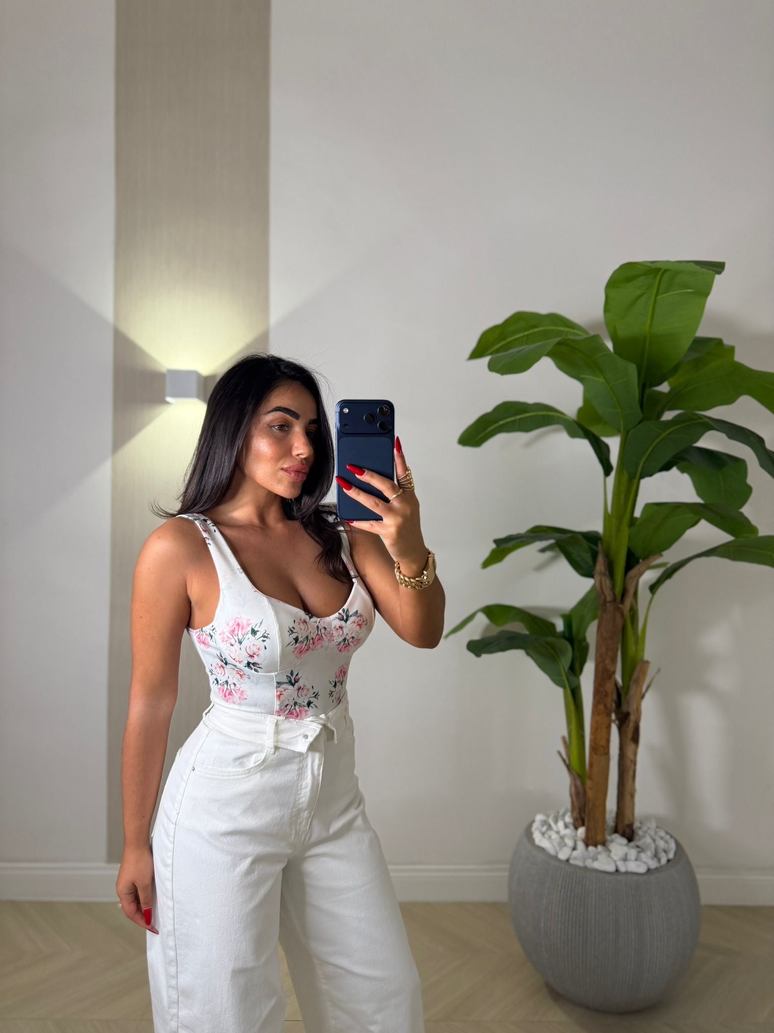 Top Iolanda