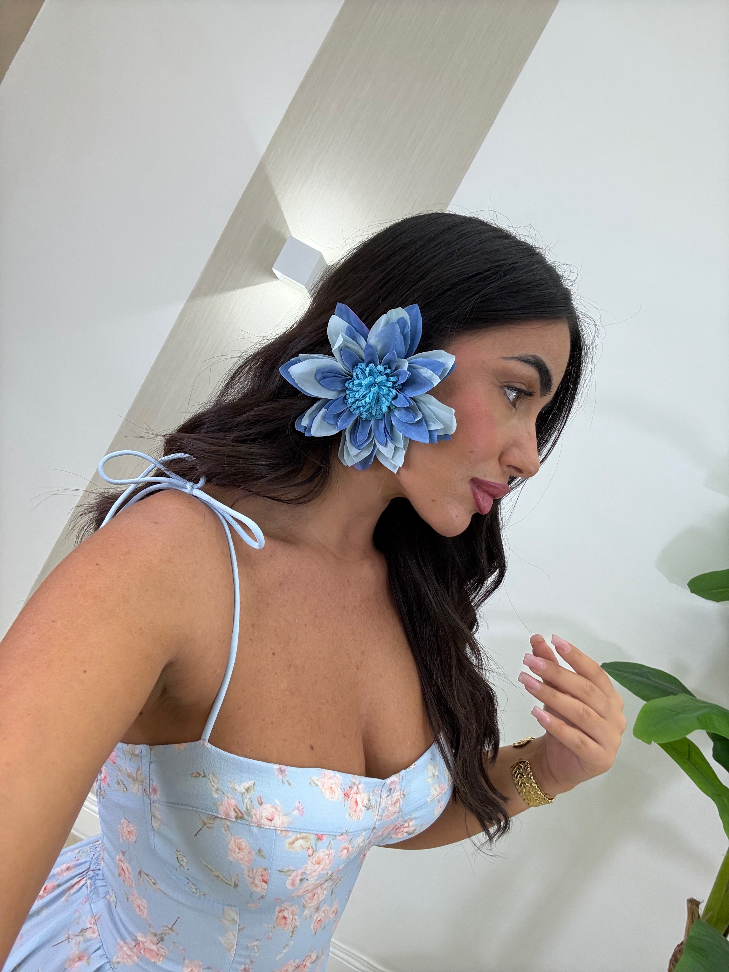 1 Orecchino Big Fiore