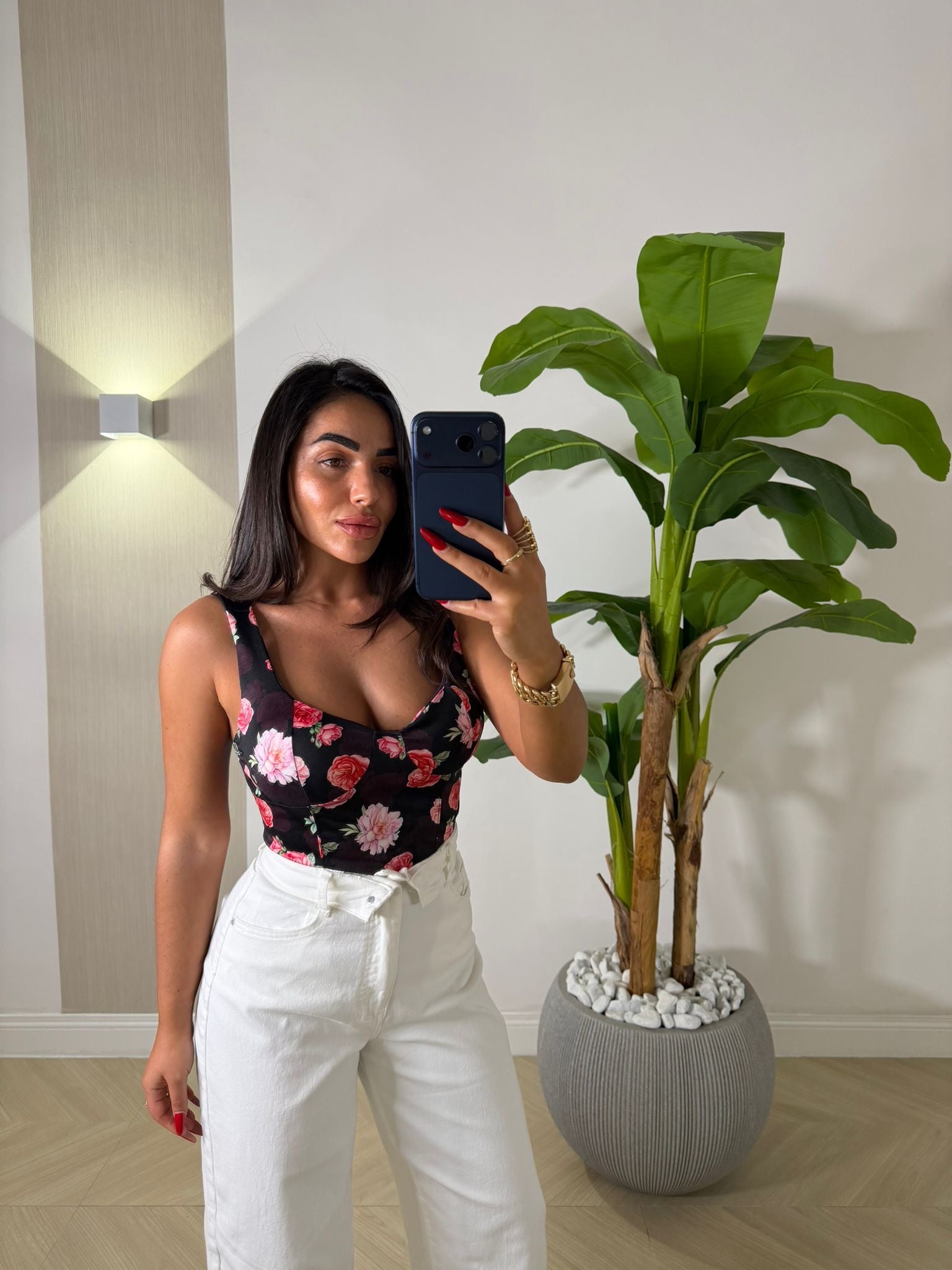 Top Iolanda