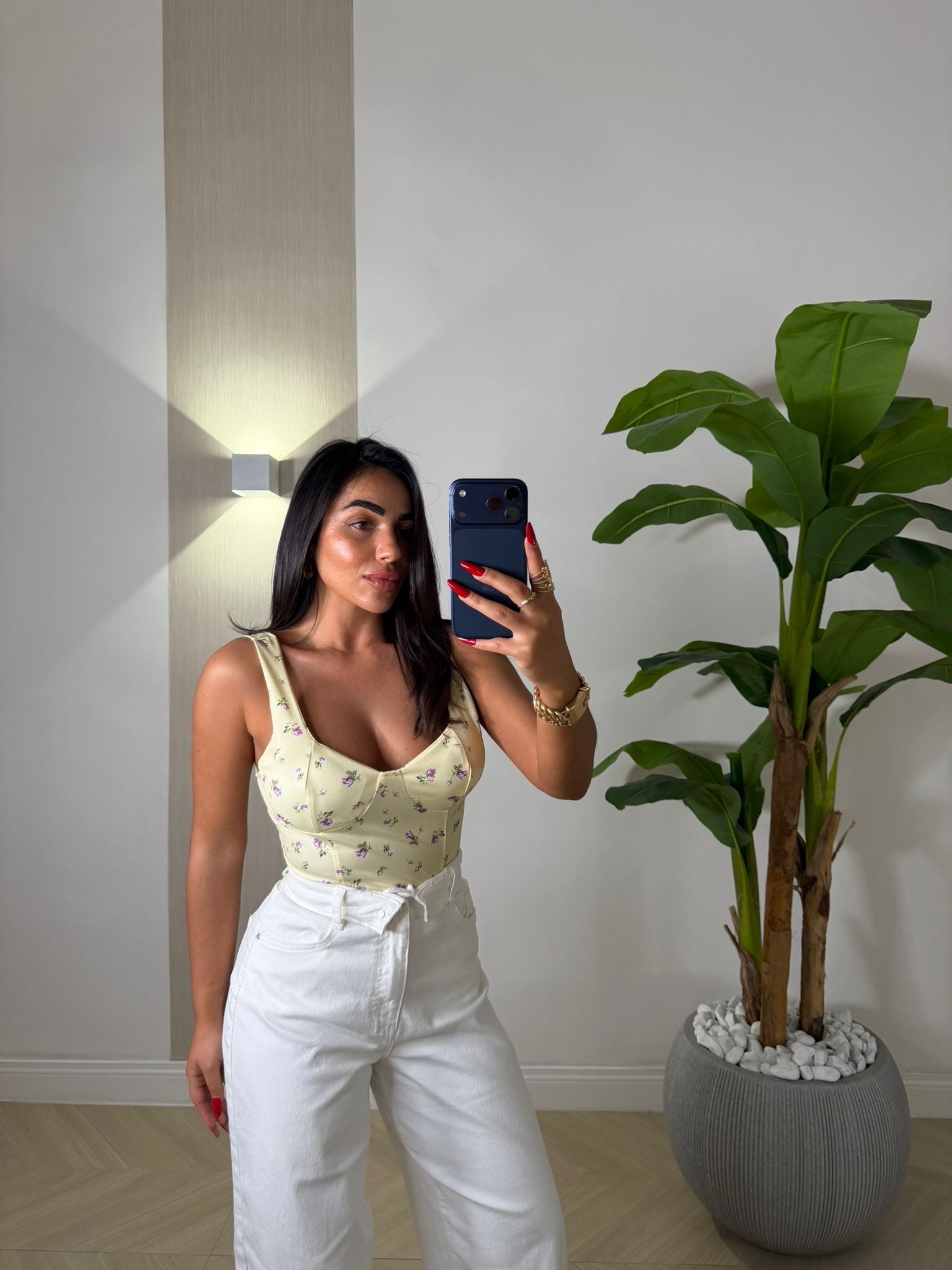 Top Iolanda