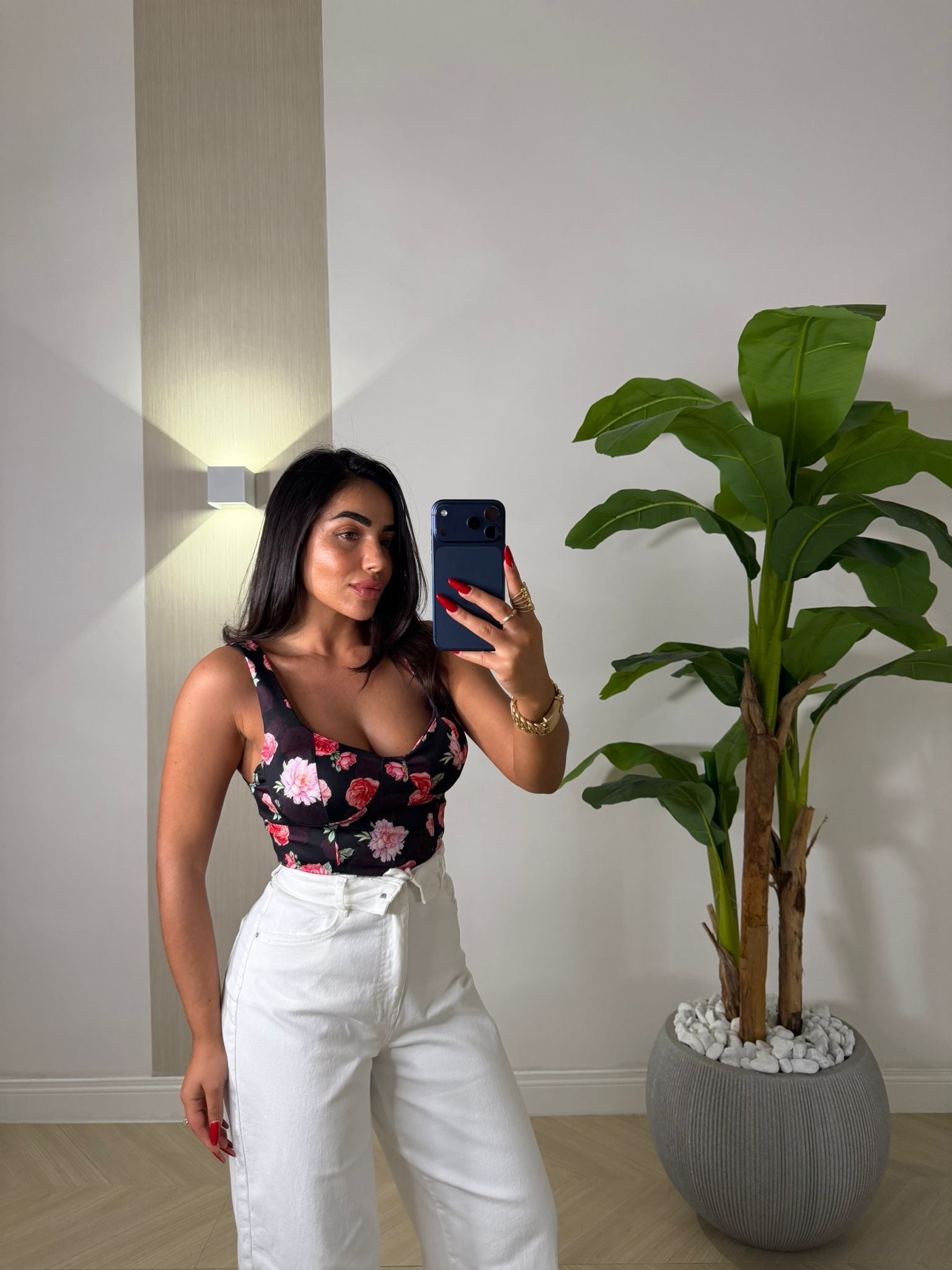 Top Iolanda